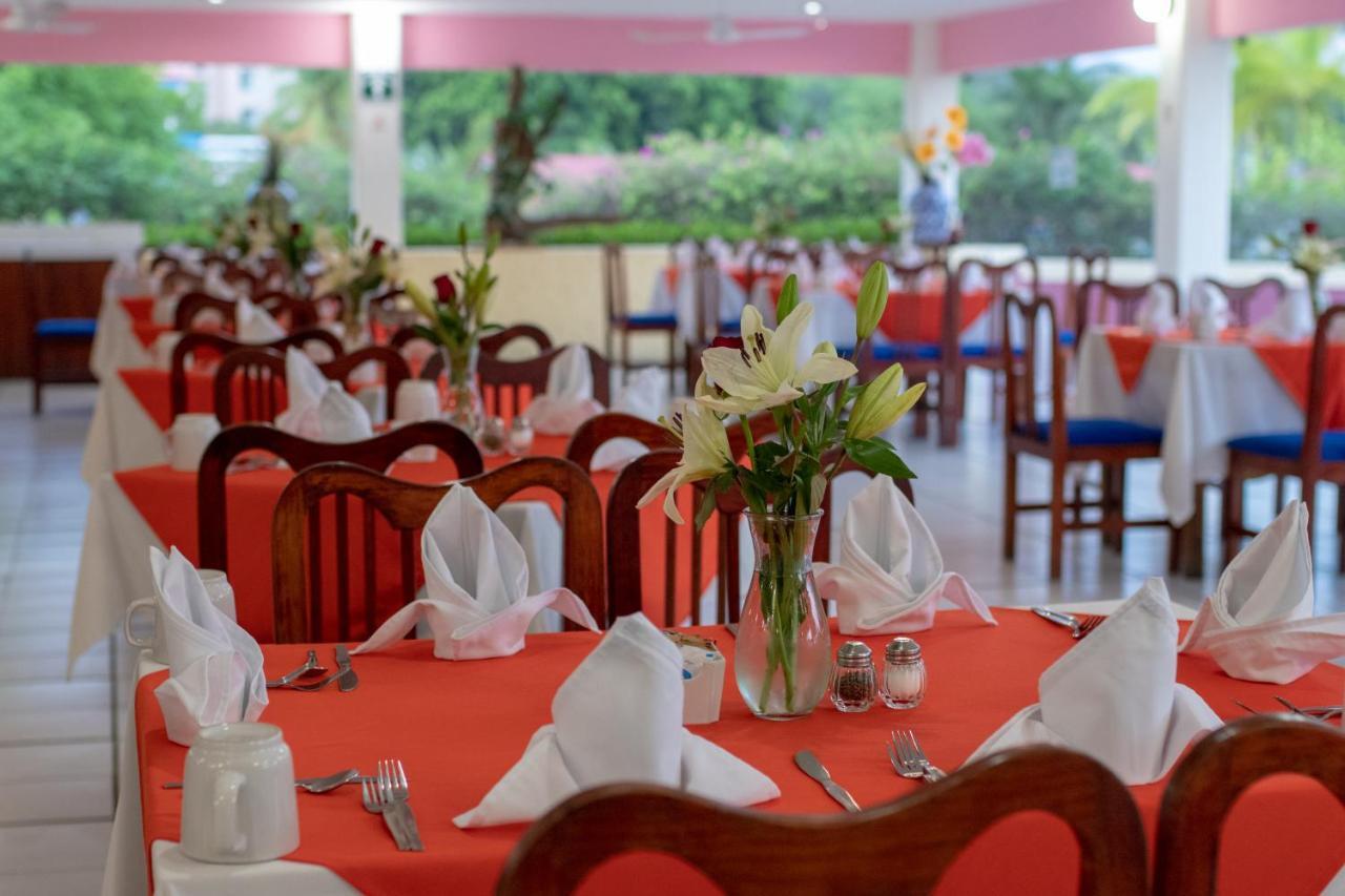 Qualton Club Ixtapa All Inclusive Ixtapa (Guerrero) Exterior foto